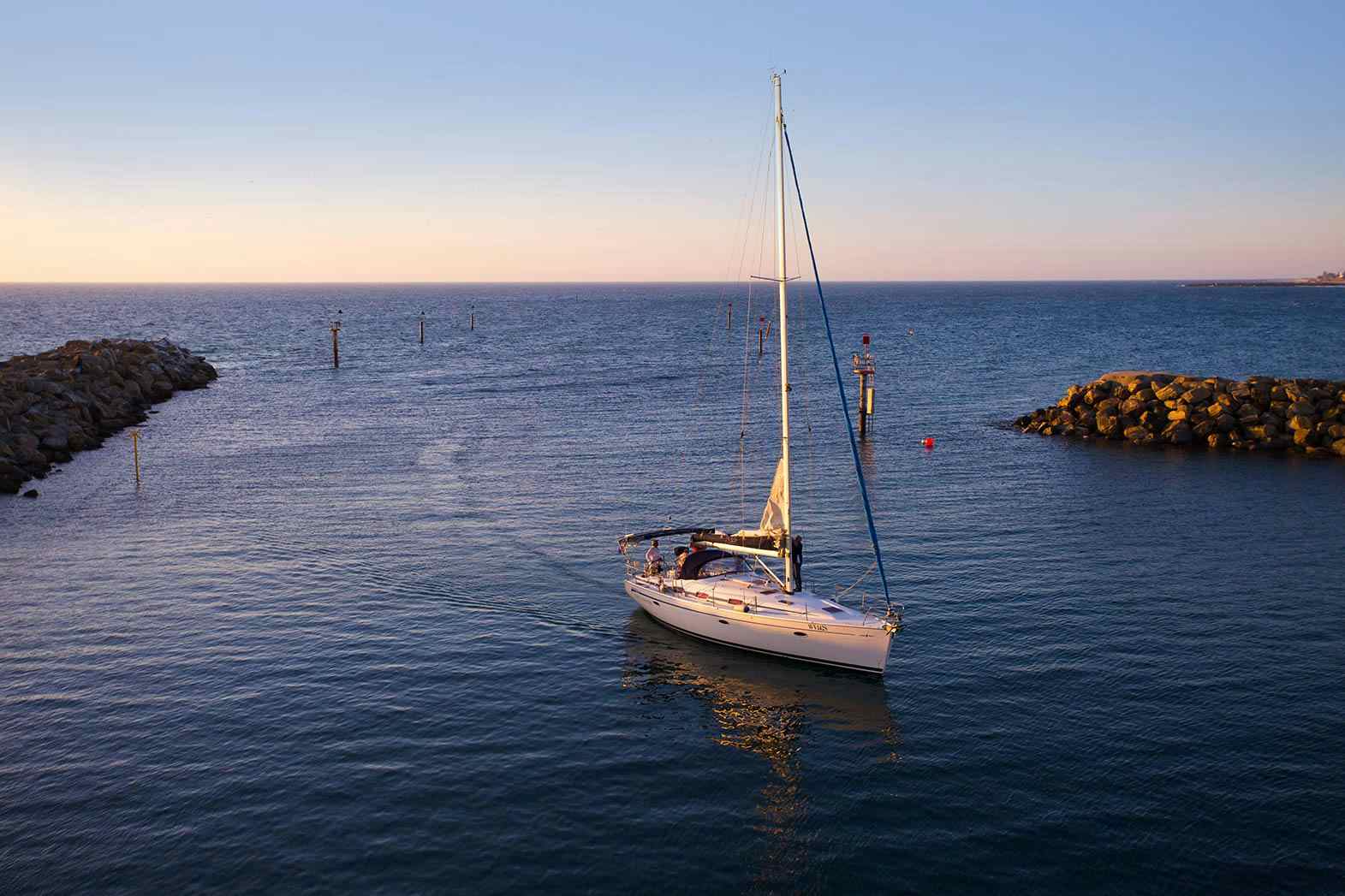 Sammys on the Marina